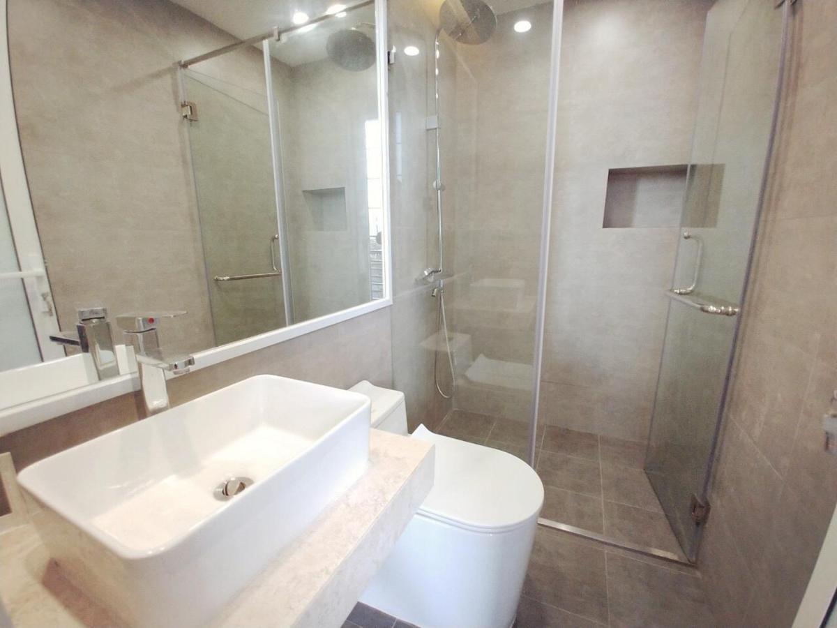 Lyn House - Service Apartment Hoang Quoc Viet Hanoi Exterior foto