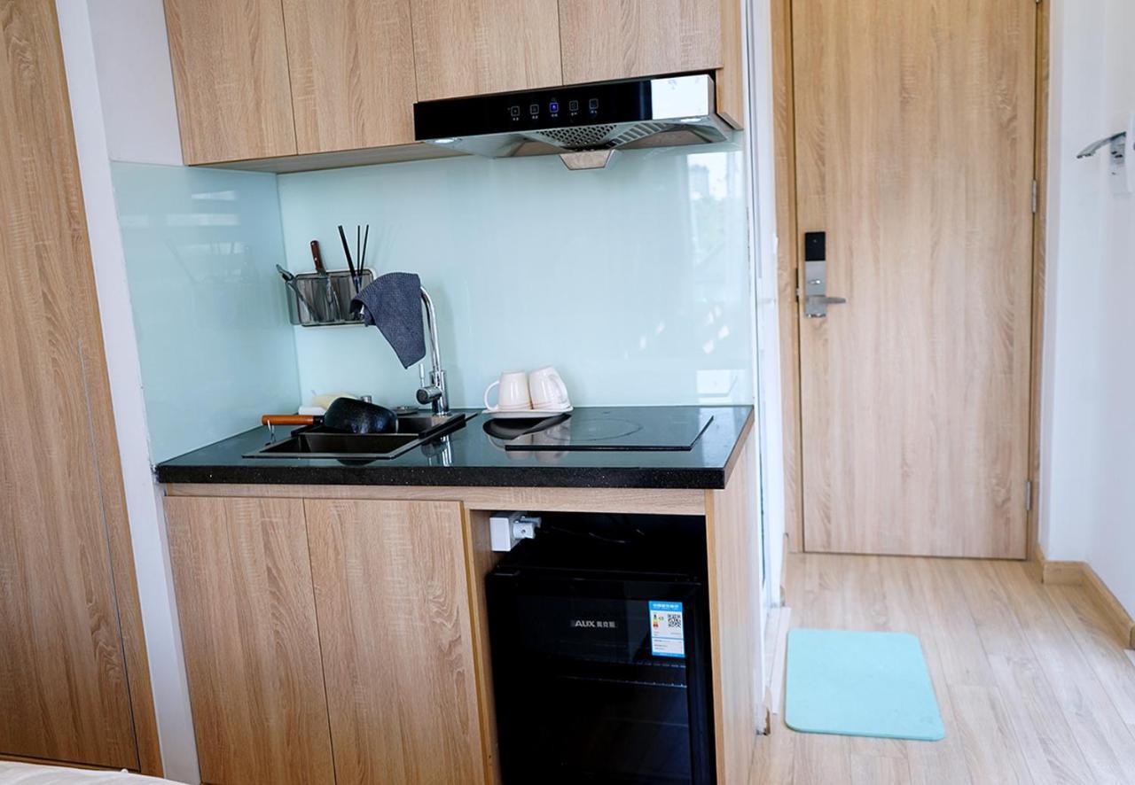 Lyn House - Service Apartment Hoang Quoc Viet Hanoi Exterior foto