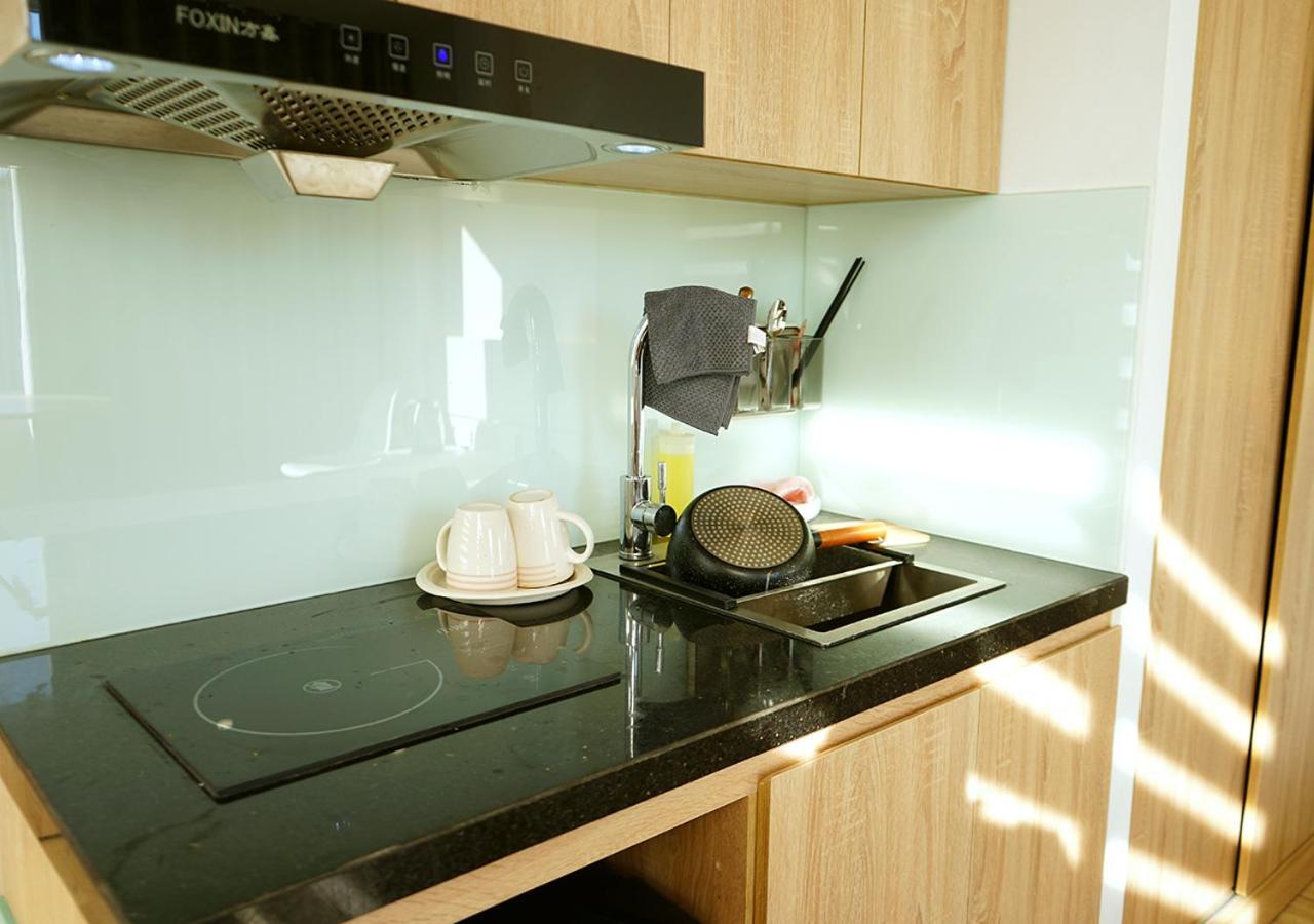 Lyn House - Service Apartment Hoang Quoc Viet Hanoi Exterior foto