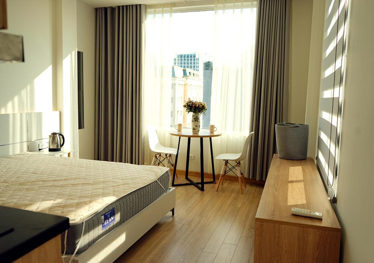 Lyn House - Service Apartment Hoang Quoc Viet Hanoi Exterior foto
